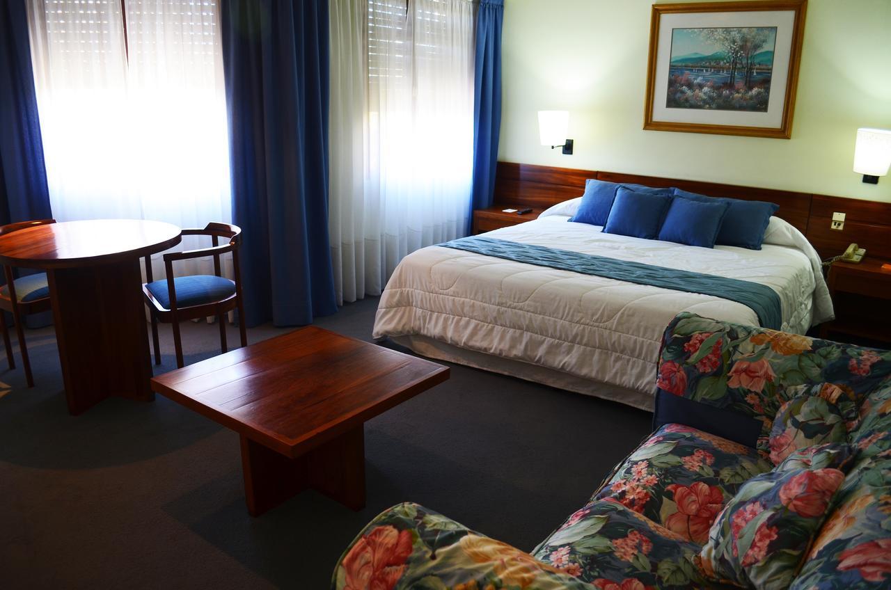 Hotel Huemul General Roca Ngoại thất bức ảnh