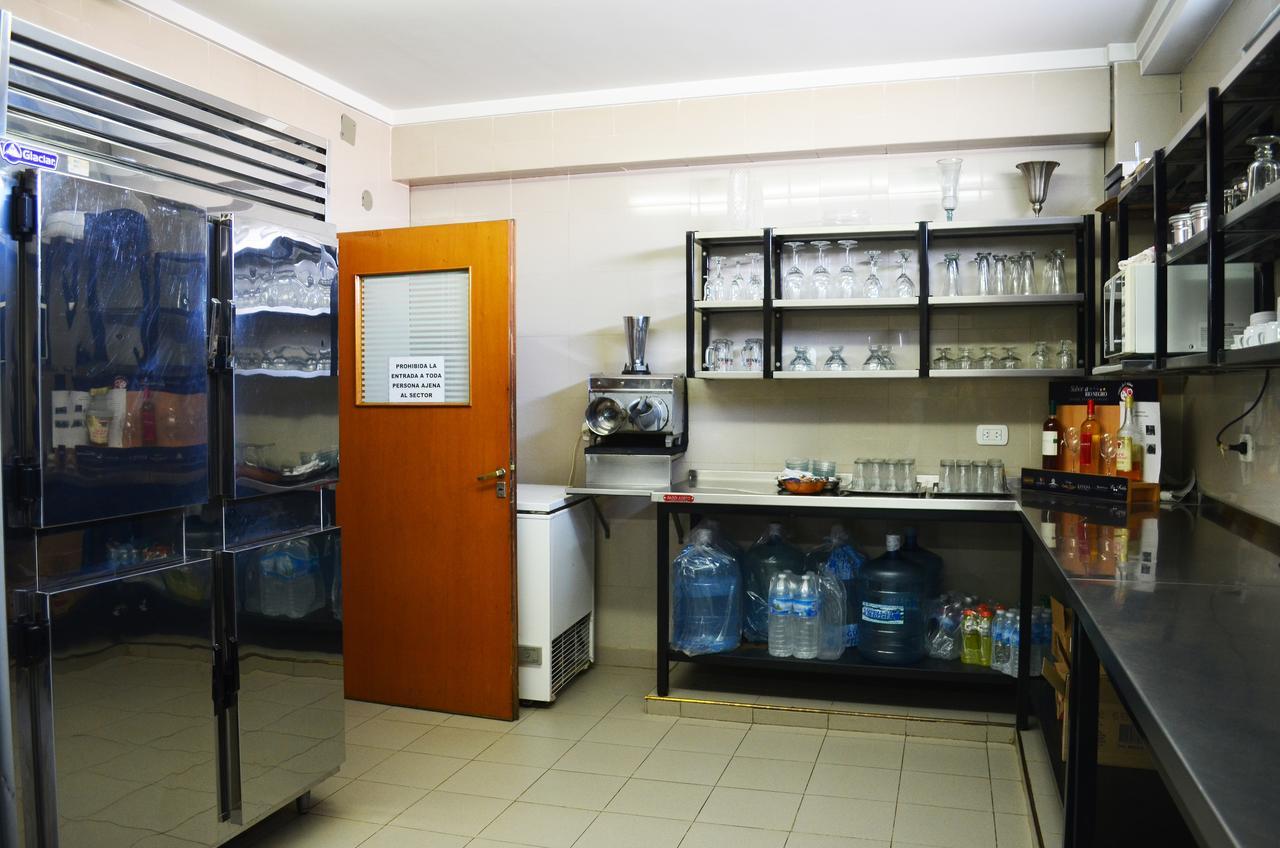 Hotel Huemul General Roca Ngoại thất bức ảnh