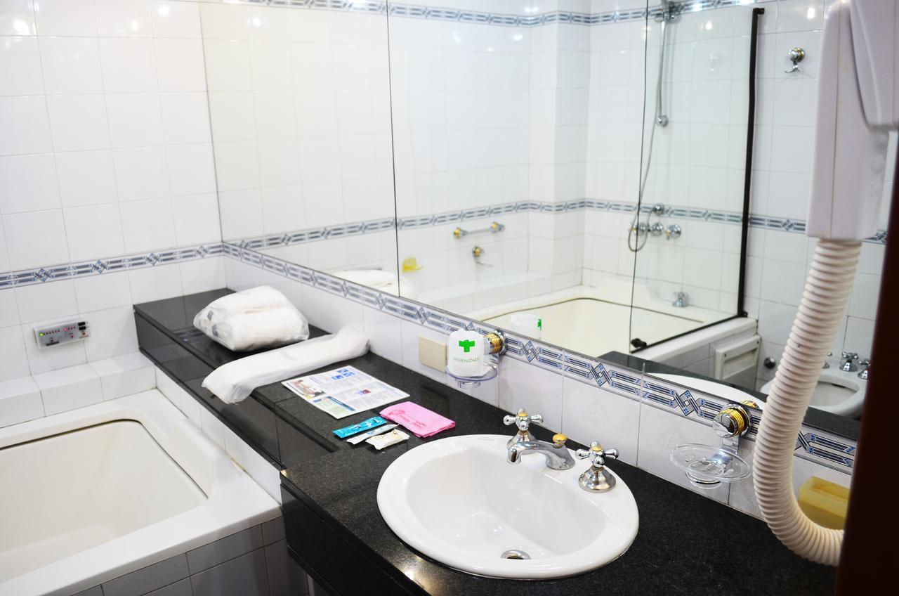 Hotel Huemul General Roca Ngoại thất bức ảnh