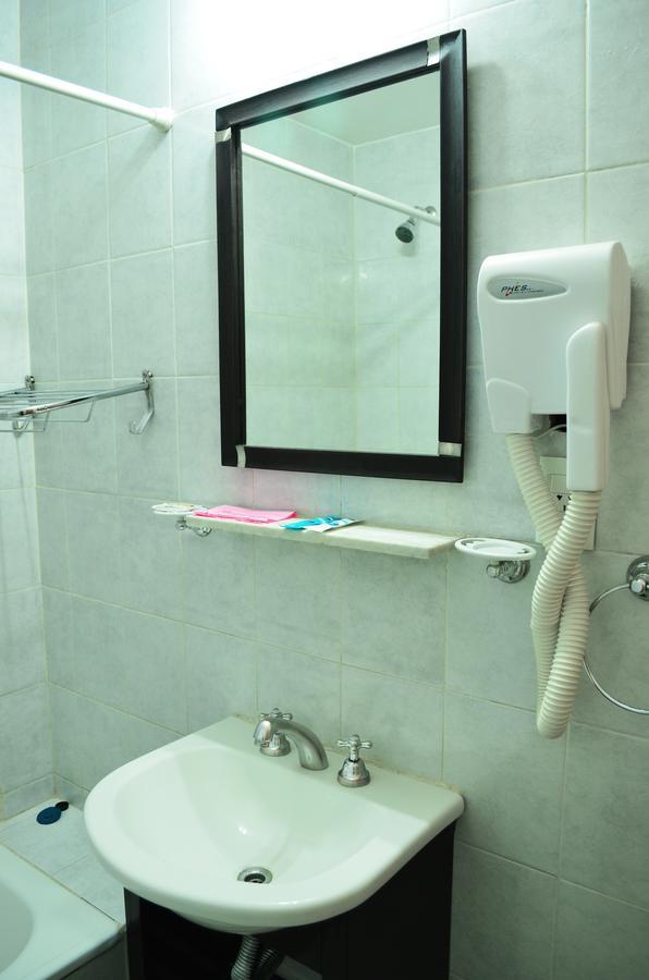 Hotel Huemul General Roca Ngoại thất bức ảnh