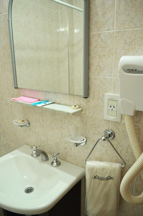 Hotel Huemul General Roca Ngoại thất bức ảnh